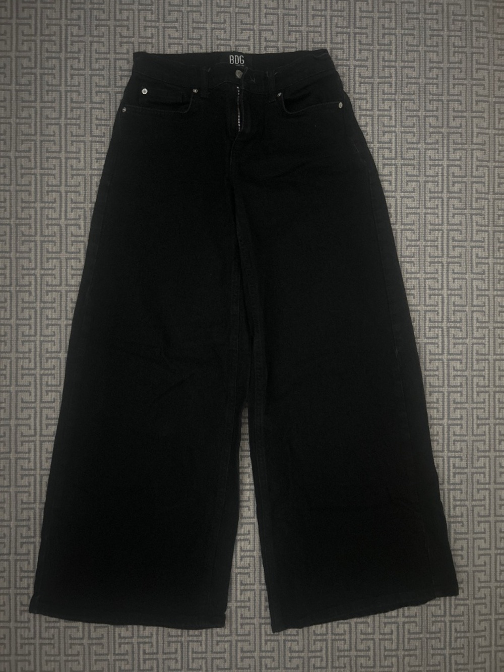 BDG Black wide leg baggy jeans size w25